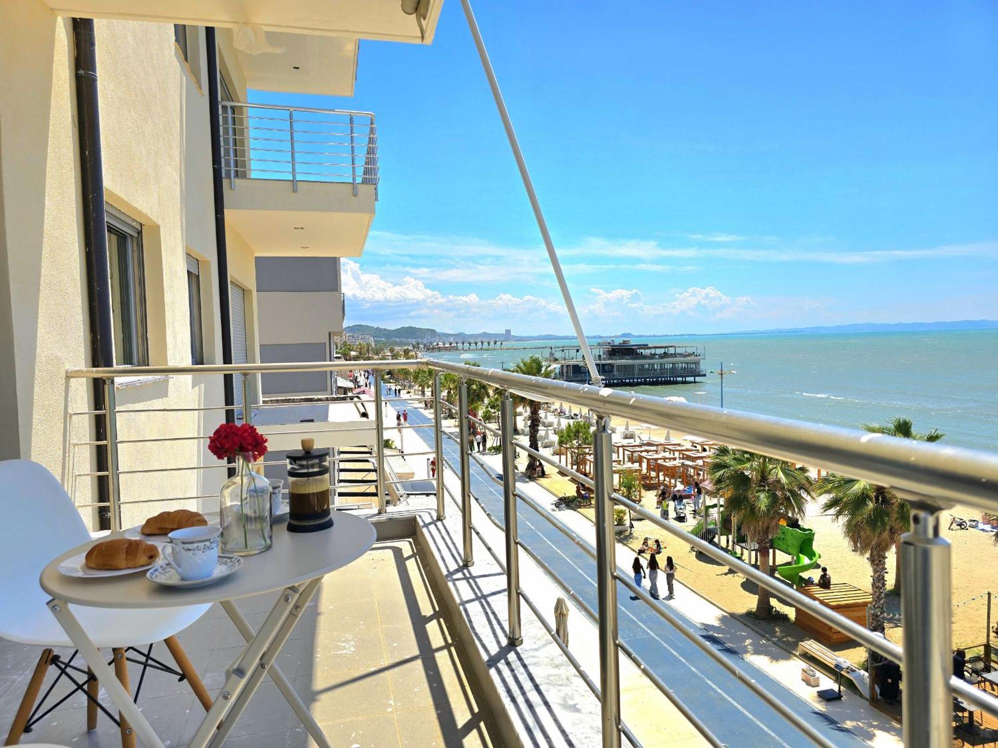 Sea View Apartments In Durrës Zewnętrze zdjęcie